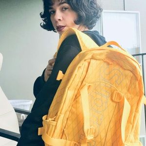 supreme backpack fw18 yellow